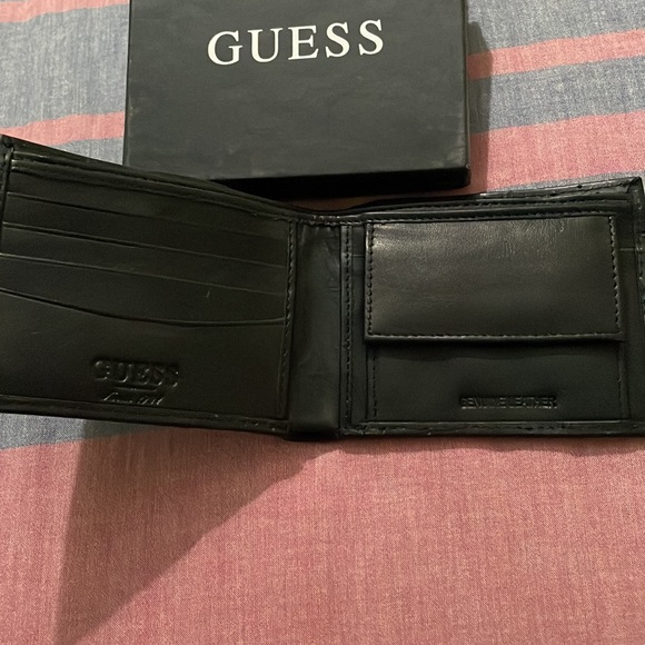 Brand new GUESS Men’s wallet bifold - Picture 7 of 11